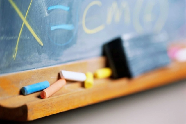 Servizio Istruzione, bando per la concessione di 12 premi di studio per solo merito scolastico